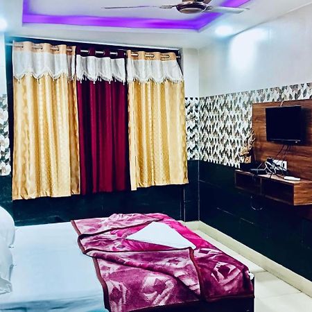 Hotel Vishal Palace Unnao Экстерьер фото