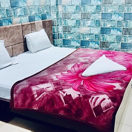 Hotel Vishal Palace Unnao Экстерьер фото