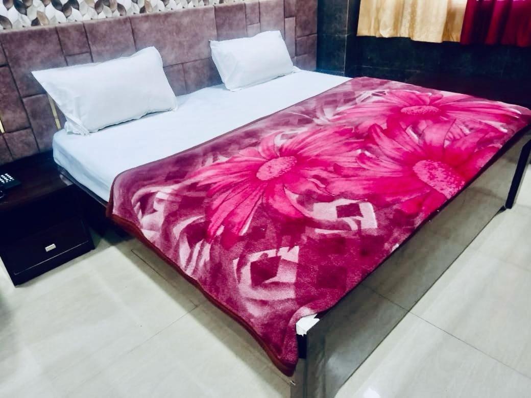 Hotel Vishal Palace Unnao Экстерьер фото