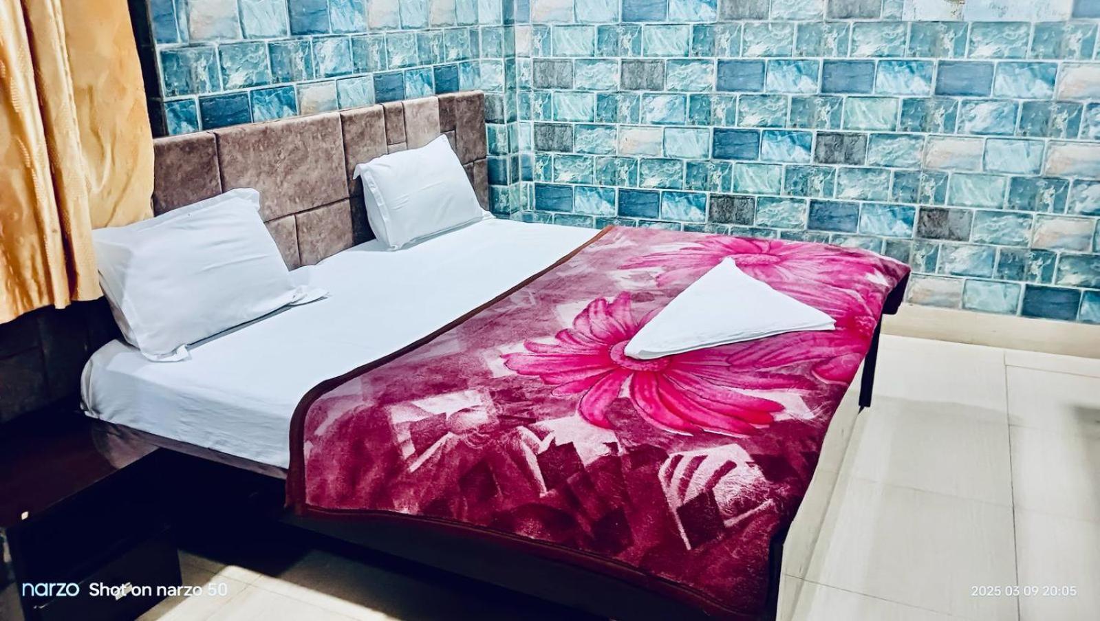 Hotel Vishal Palace Unnao Экстерьер фото